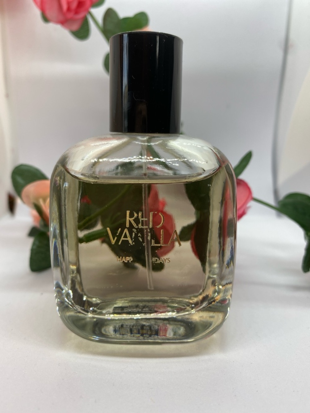 Zara - Red Vanilla